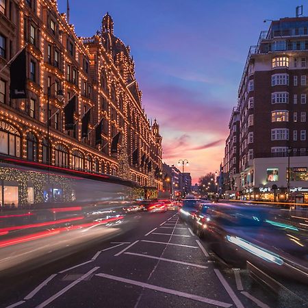 Modern Knightsbridge Apartment With Balcony Overlooking Harrods Prime Location London Exteriör bild