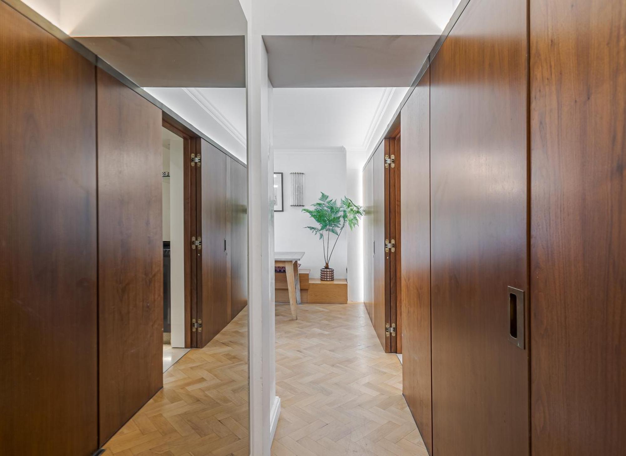 Modern Knightsbridge Apartment With Balcony Overlooking Harrods Prime Location London Exteriör bild