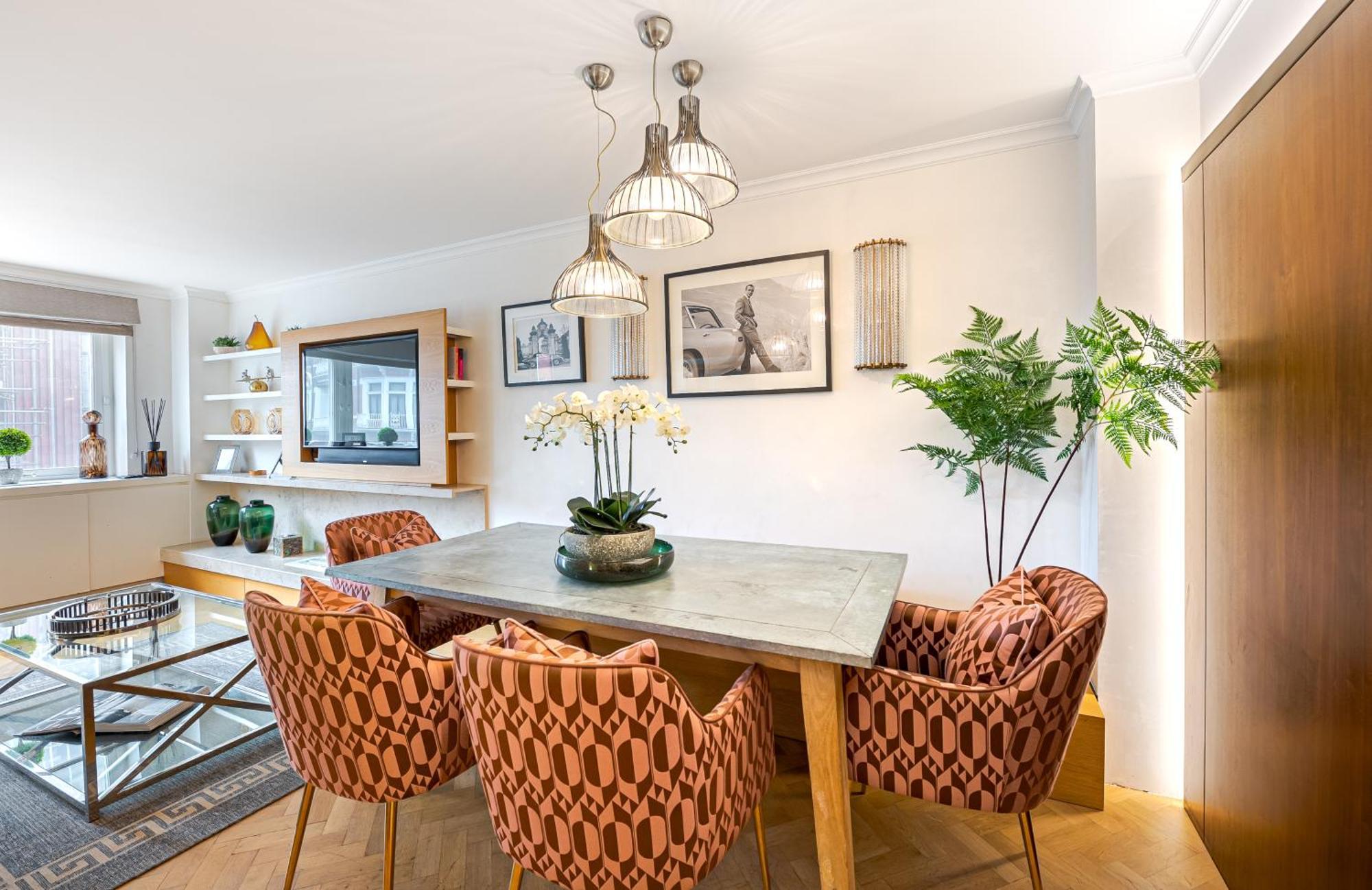 Modern Knightsbridge Apartment With Balcony Overlooking Harrods Prime Location London Exteriör bild